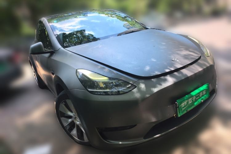 Used Tesla Model Y 2022 Rear-Wheel-Drive Version Front Right 45 Deg