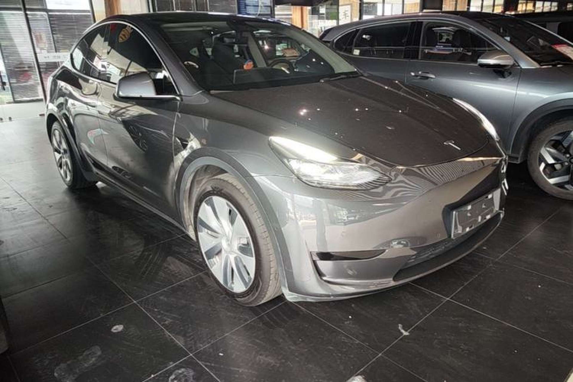 Used Tesla Model Y 2022 Revised Version Rear-Wheel Drive Front Right 45 Deg