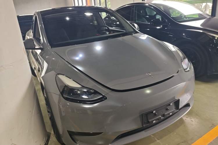 Used Tesla Model Y 2022 Revised Version Rear-Wheel Drive Front Right 45 Deg