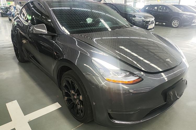 Used Tesla Model Y 2022 Revised Version Long-Range All-Wheel Drive Front Right 45 Deg
