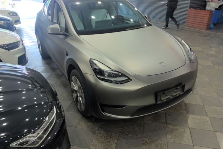 Used Tesla Model Y 2022 Revised Version Rear-Wheel Drive Front Right 45 Deg