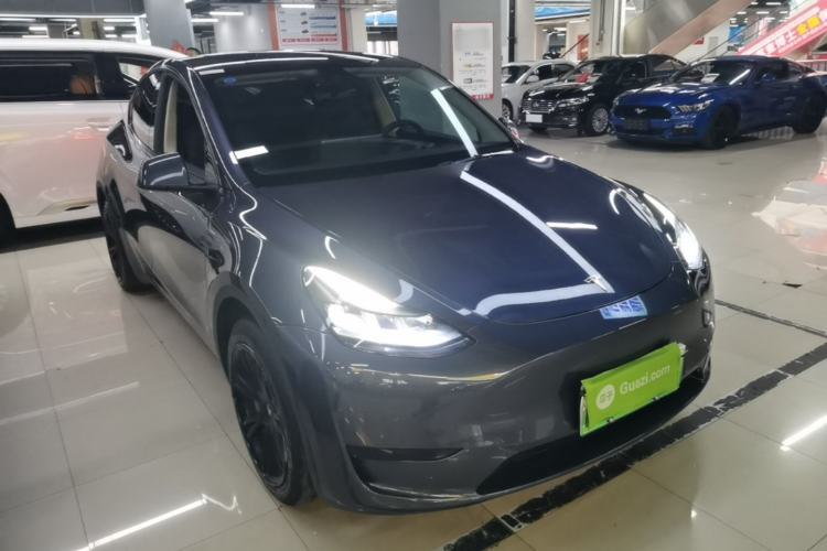 Used Tesla Model Y 2022 Revised Version Rear-Wheel Drive Front Right 45 Deg