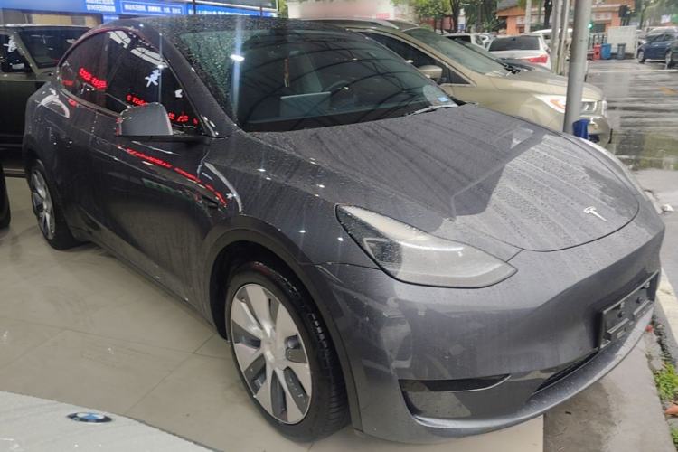 Used Tesla Model Y 2022 Revised Version Rear-Wheel Drive Front Right 45 Deg