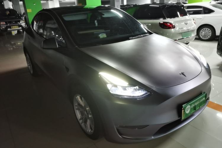 Used Tesla Model Y 2022 Revised Version Long-Range All-Wheel Drive Front Right 45 Deg