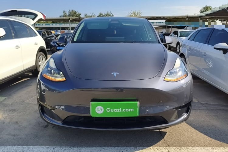 Used Tesla Model Y 2022 Rear-Wheel-Drive Version Front