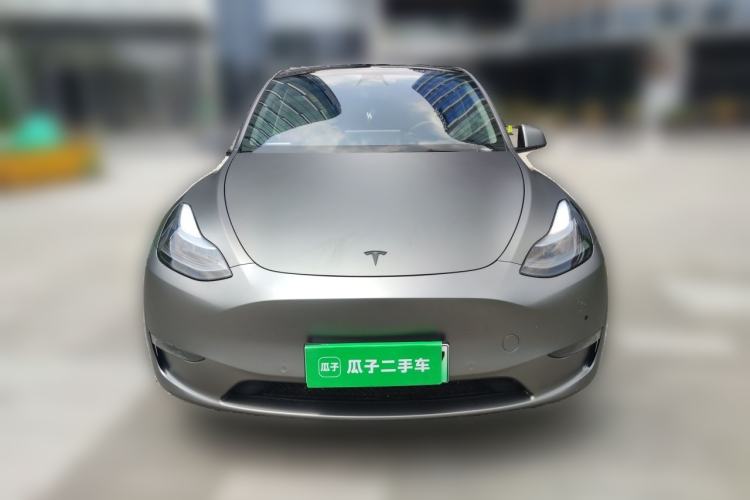 Used Tesla Model Y 2022 Long-Range All-Wheel-Drive Version Front