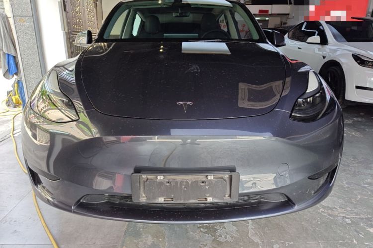 Used Tesla Model Y 2022 Rear-Wheel-Drive Version Front