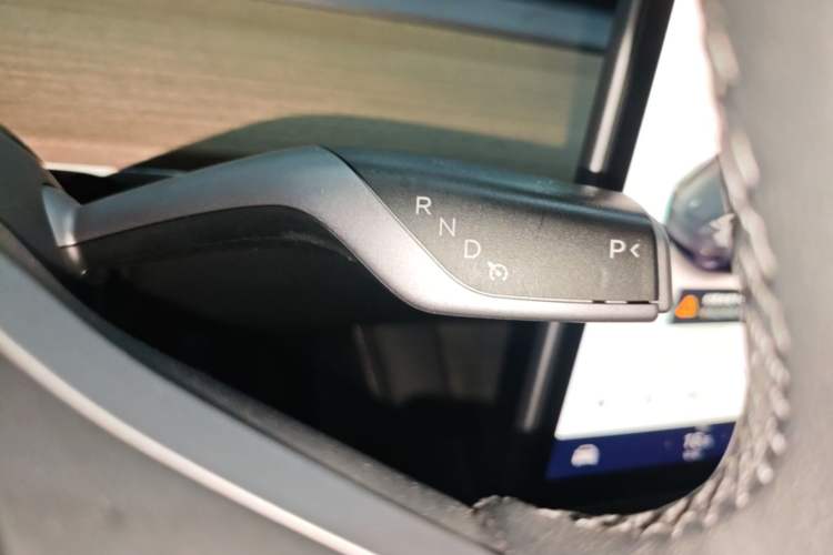 Used Tesla Model Y 2022 Rear-Wheel-Drive Version Gear Lever