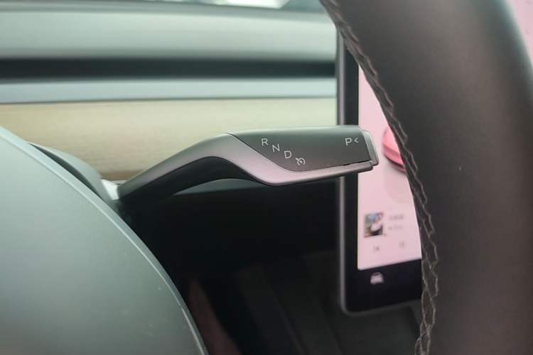 Used Tesla Model Y 2022 Revised Version Rear-Wheel Drive Gear Lever