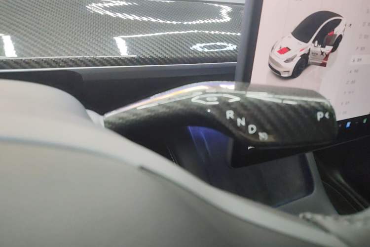 Used Tesla Model Y 2022 Revised Version Rear-Wheel Drive Gear Lever