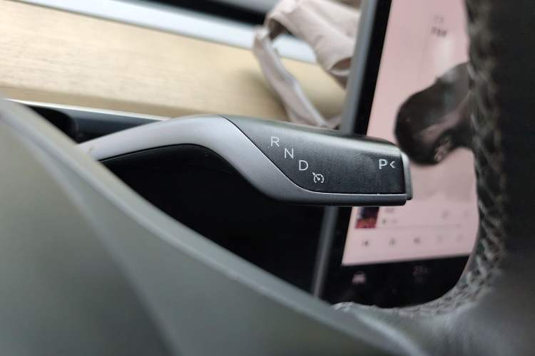 Used Tesla Model Y 2022 Revised Version Long-Range All-Wheel Drive Gear Lever