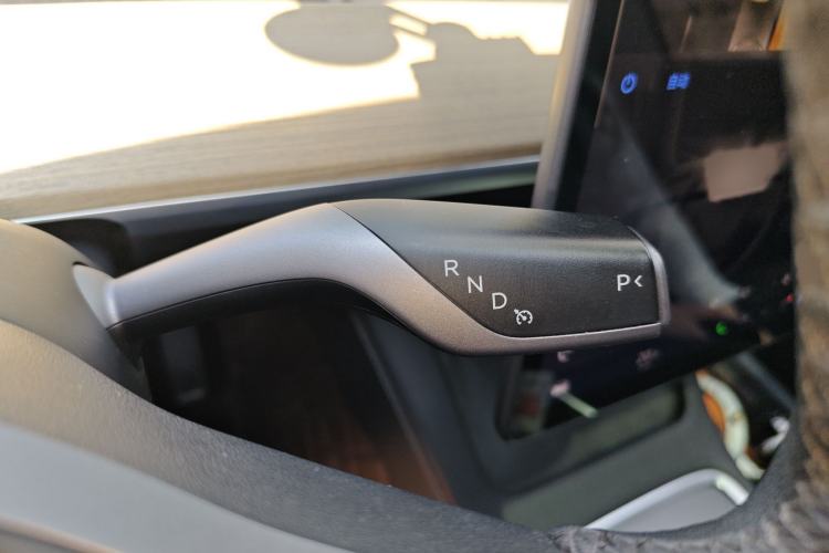 Used Tesla Model Y 2022 Rear-Wheel-Drive Version Gear Lever