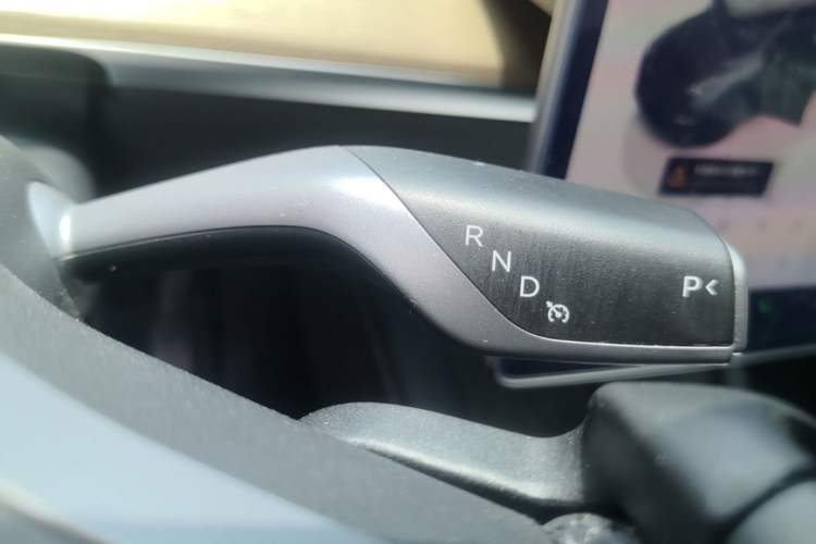 Used Tesla Model Y 2022 Rear-Wheel-Drive Version Gear Lever