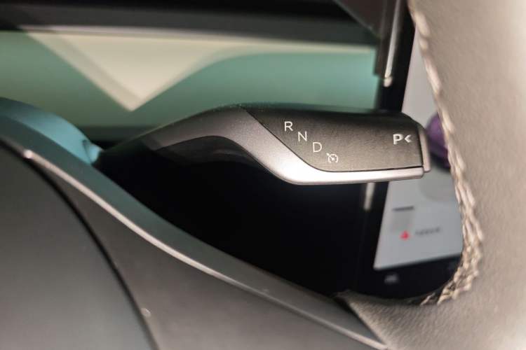 Used Tesla Model Y 2022 Revised Version Long-Range All-Wheel Drive Gear Lever
