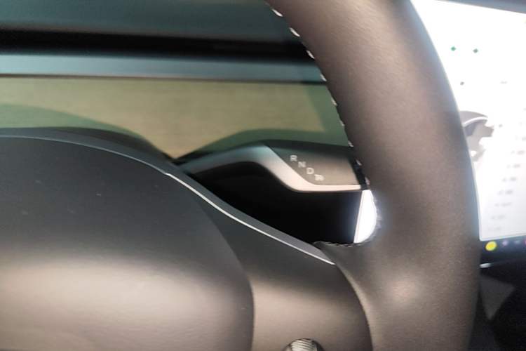 Used Tesla Model Y 2022 Revised Version Rear-Wheel Drive Gear Lever