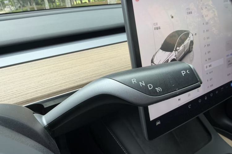 Used Tesla Model Y 2022 Revised Version Rear-Wheel Drive Gear Lever