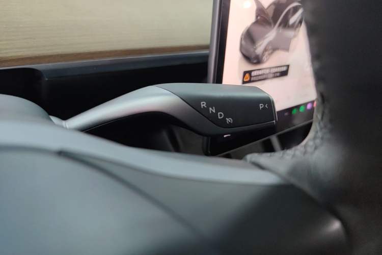 Used Tesla Model Y 2022 Rear-Wheel-Drive Version Gear Lever