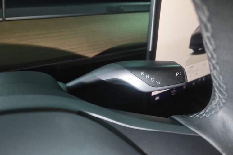 Used Tesla Model Y 2022 Rear-Wheel-Drive Version Gear Lever