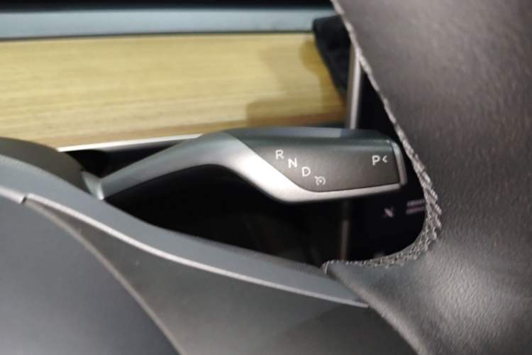 Used Tesla Model Y 2022 Revised Version Long-Range All-Wheel Drive Gear Lever