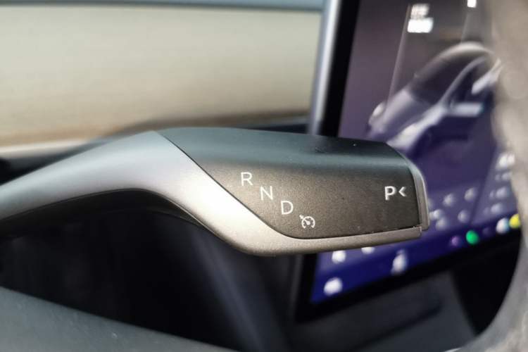 Used Tesla Model Y 2022 Rear-Wheel-Drive Version Gear Lever