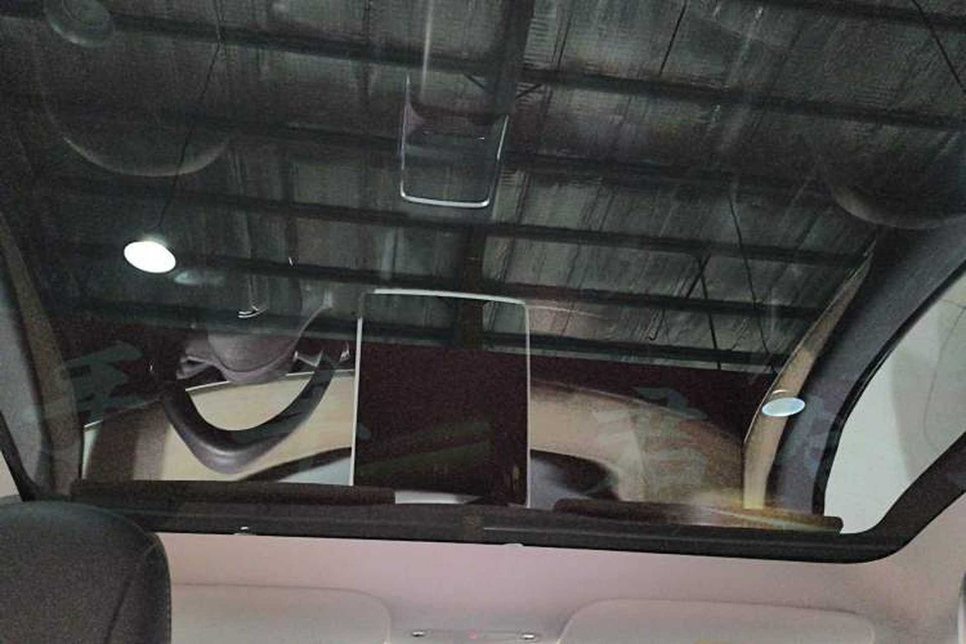 Used Tesla Model Y 2022 Rear-Wheel-Drive Version Headliner