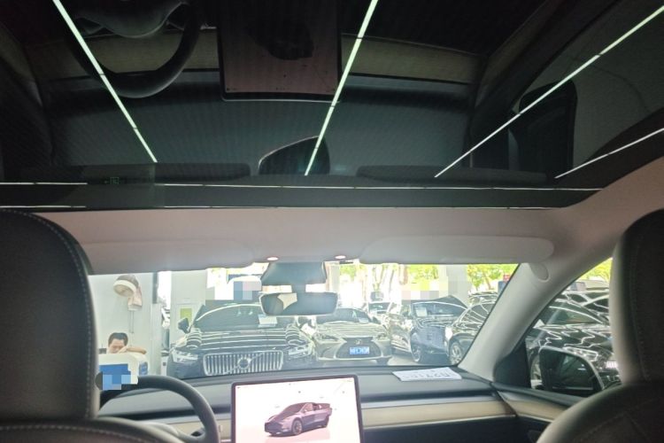 Used Tesla Model Y 2022 Rear-Wheel-Drive Version Headliner