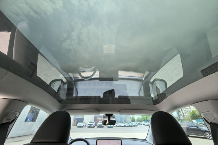 Used Tesla Model Y 2022 Revised Version Rear-Wheel Drive Headliner