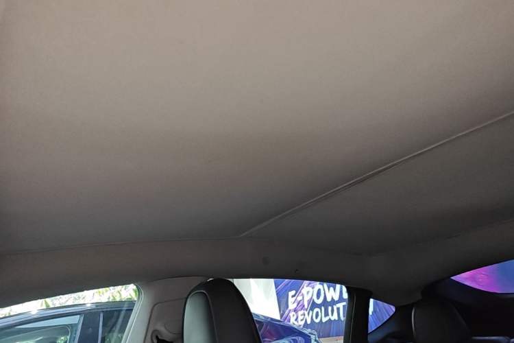 Used Tesla Model Y 2022 Revised Version Rear-Wheel Drive Headliner