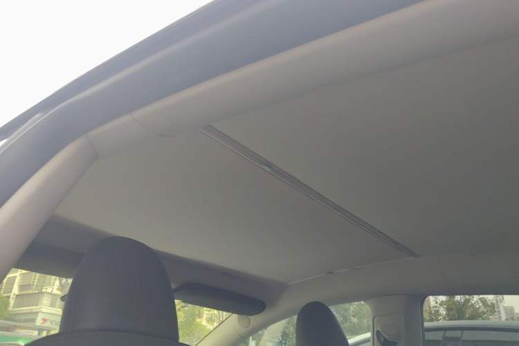 Used Tesla Model Y 2022 Revised Version Rear-Wheel Drive Headliner