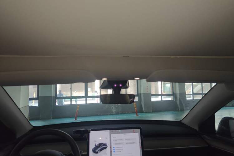 Used Tesla Model Y 2022 Rear-Wheel-Drive Version Headliner