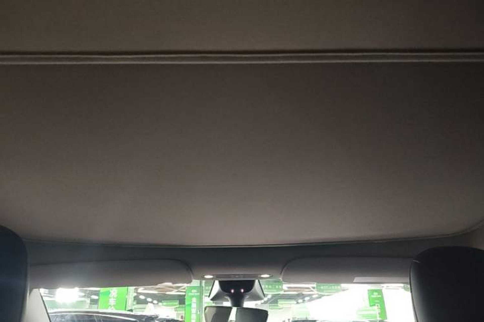 Used Tesla Model Y 2022 Long-Range All-Wheel-Drive Version Headliner