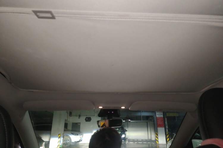 Used Tesla Model Y 2022 Revised Version Rear-Wheel Drive Headliner