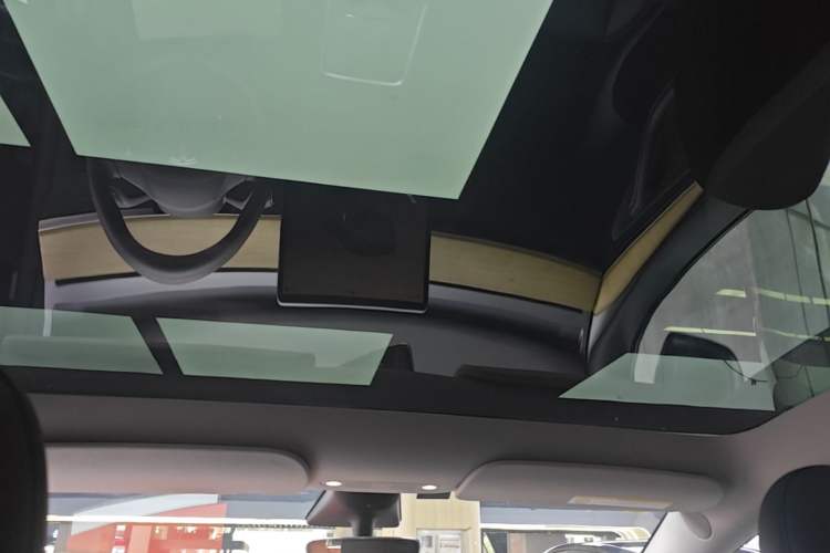 Used Tesla Model Y 2022 Revised Version Rear-Wheel Drive Headliner