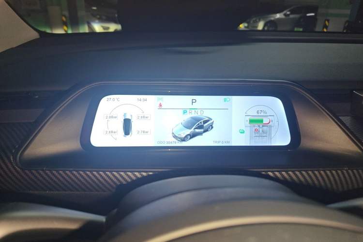 Used Tesla Model Y 2022 Revised Version Rear-Wheel Drive Instrument Cluster