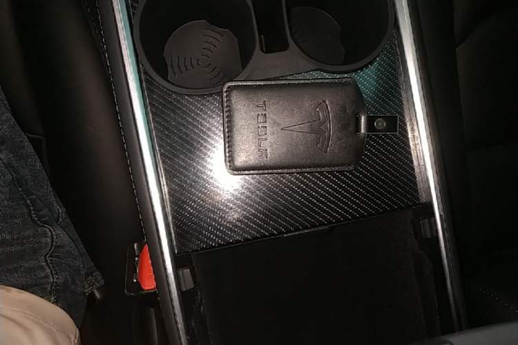 Used Tesla Model Y 2022 Performance High-Performance All-Wheel-Drive Version Interior 1