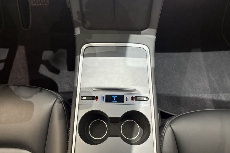 Used Tesla Model Y 2022 Revised Version Rear-Wheel Drive Interior 10