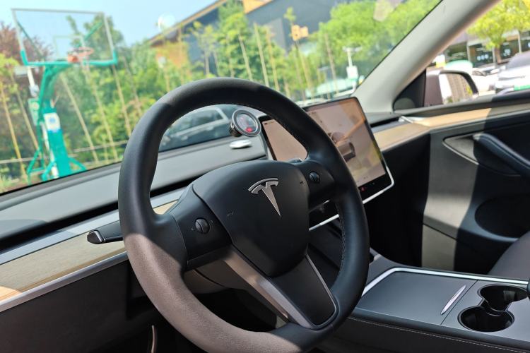 Used Tesla Model Y 2022 Revised Version Rear-Wheel Drive Interior 2