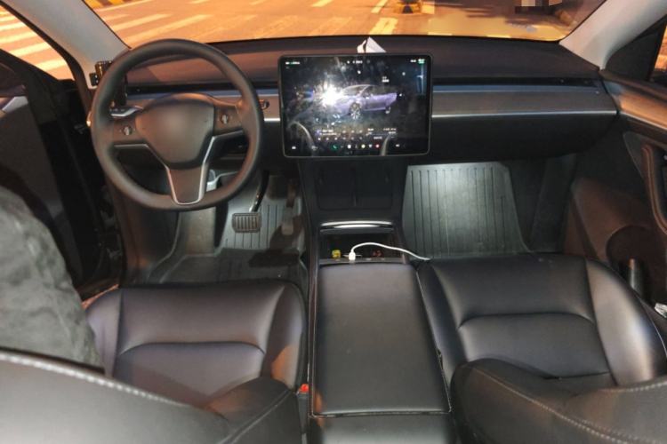 Used Tesla Model Y 2022 Revised Version Rear-Wheel Drive Interior 2