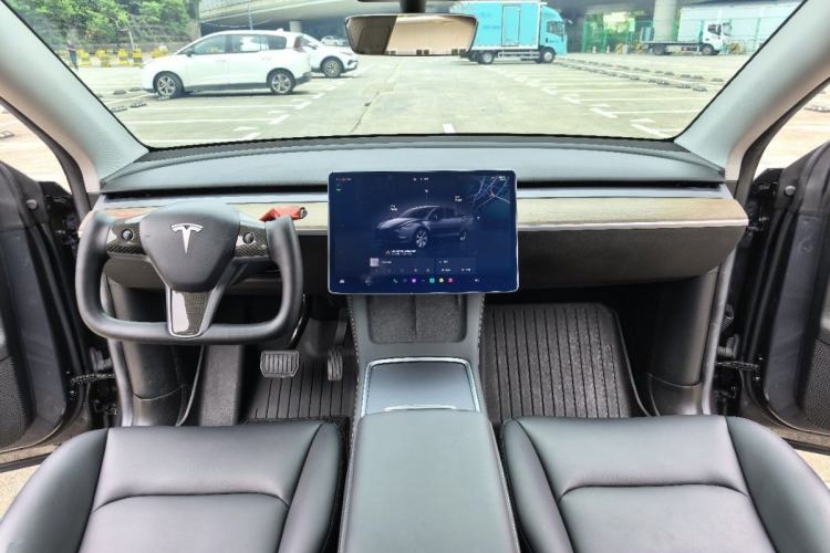 Used Tesla Model Y 2022 Revised Version Rear-Wheel Drive Interior 2