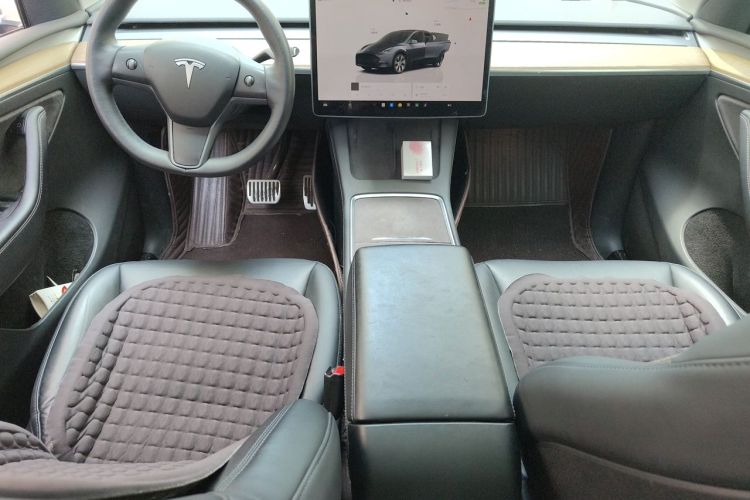 Used Tesla Model Y 2022 Revised Version Rear-Wheel Drive Interior 2