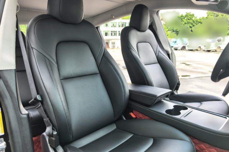 Used Tesla Model Y 2022 Revised Version Rear-Wheel Drive Interior 3