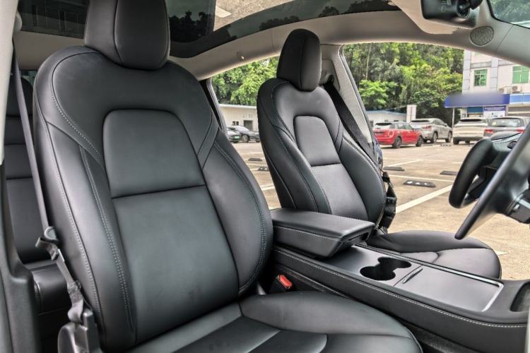 Used Tesla Model Y 2022 Revised Version Rear-Wheel Drive Interior 3