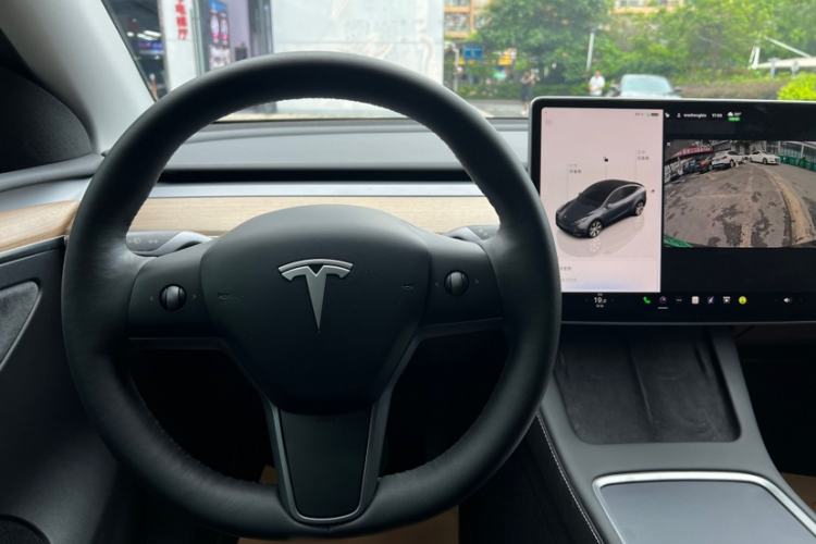 Used Tesla Model Y 2022 Revised Version Rear-Wheel Drive Interior 3