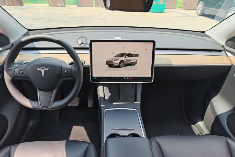 Used Tesla Model Y 2022 Revised Version Rear-Wheel Drive Interior 4