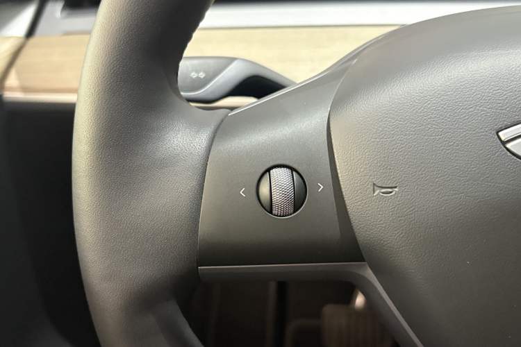 Used Tesla Model Y 2022 Revised Version Rear-Wheel Drive Interior 5