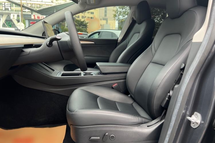 Used Tesla Model Y 2022 Revised Version Rear-Wheel Drive Interior 5