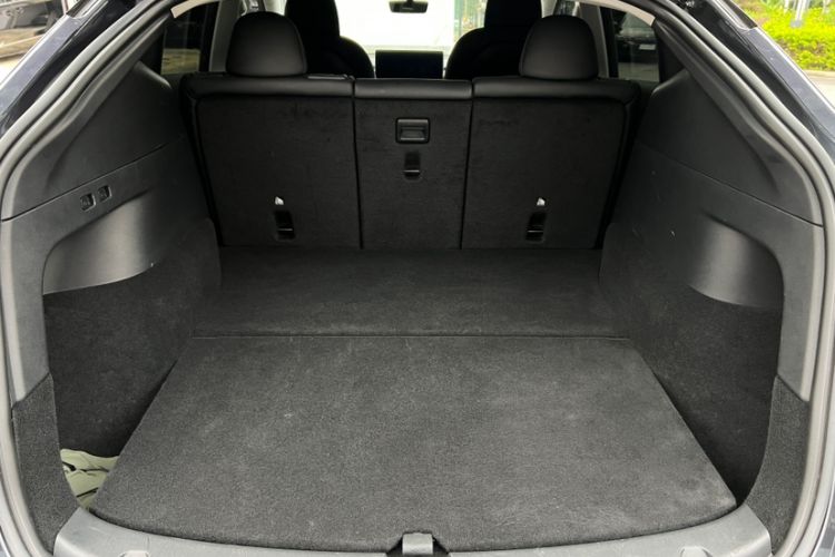 Used Tesla Model Y 2022 Revised Version Rear-Wheel Drive Interior 8