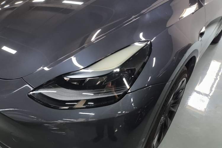 Used Tesla Model Y 2022 Long-Range All-Wheel-Drive Version Left Front Headlight