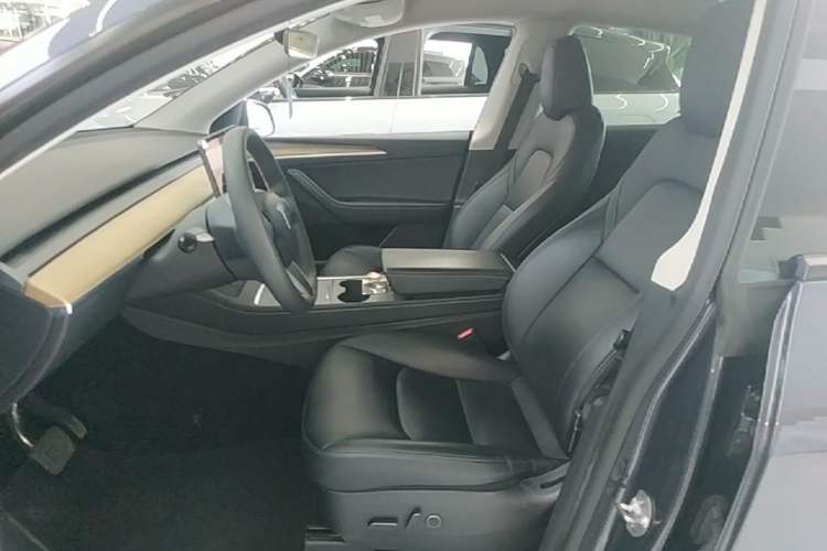 Used Tesla Model Y 2022 Revised Version Rear-Wheel Drive Left Front Seat