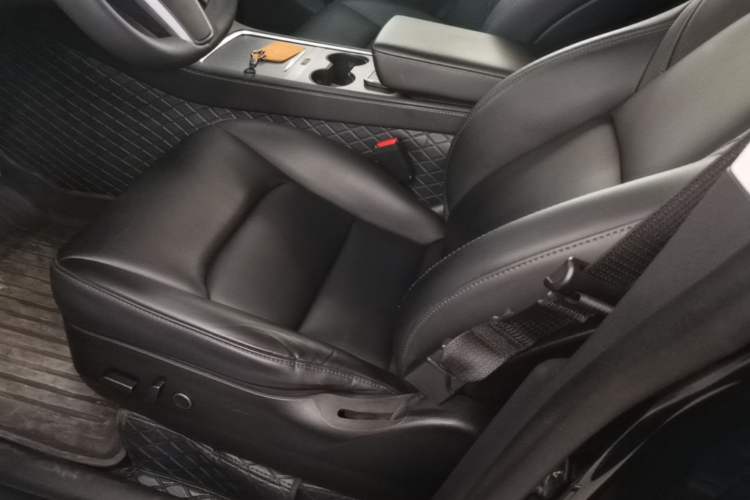 Used Tesla Model Y 2022 Revised Version Rear-Wheel Drive Left Front Seat